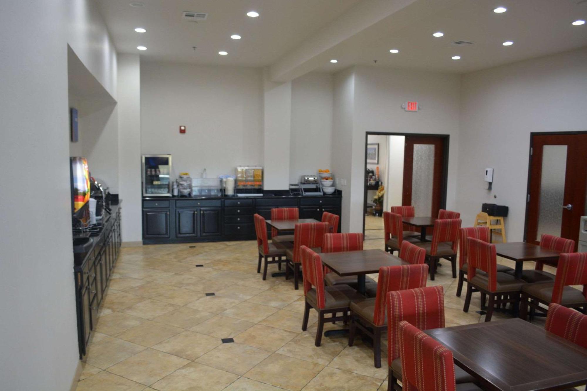 Comfort Suites Yukon - Sw Oklahoma City Ngoại thất bức ảnh