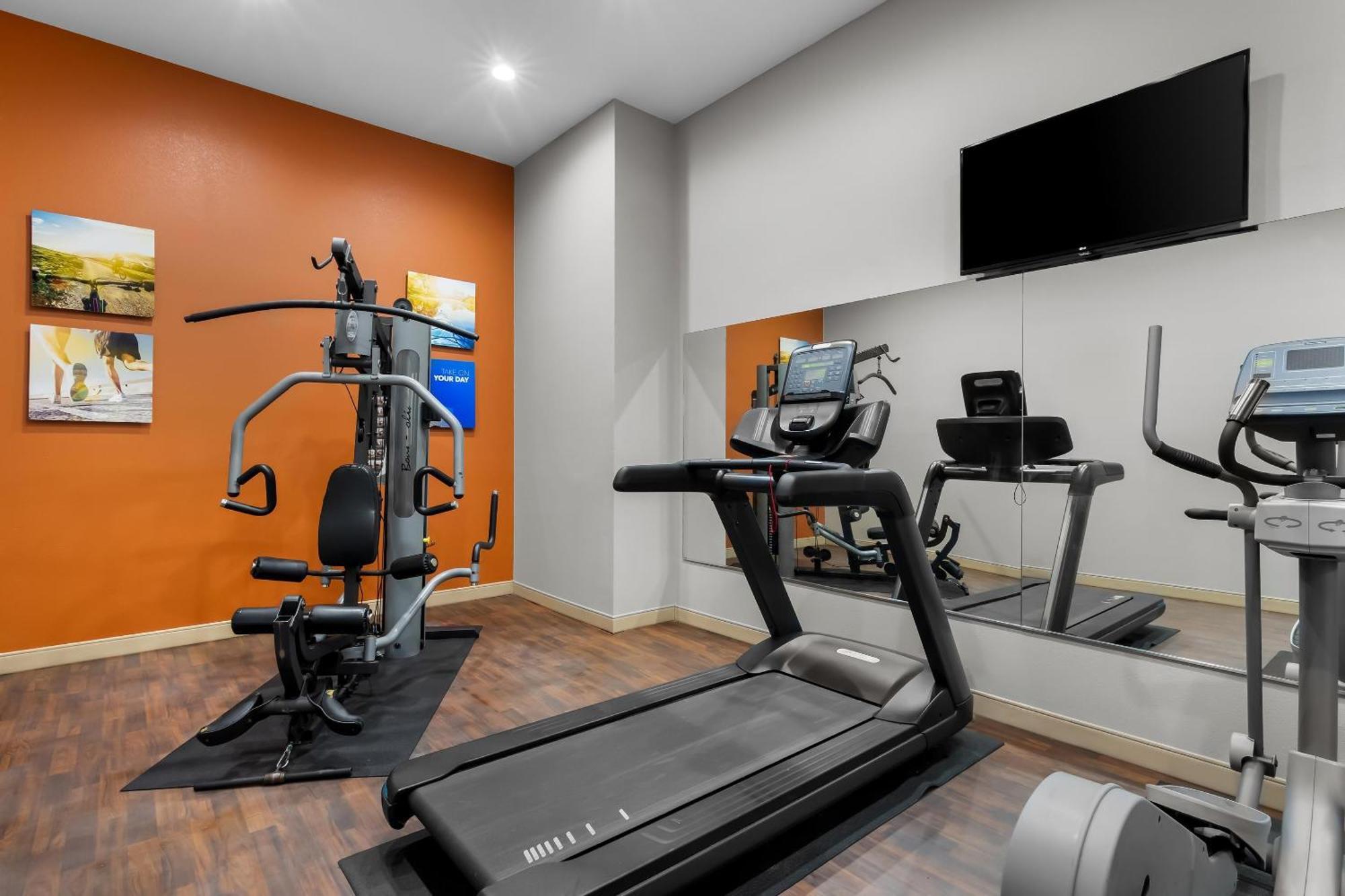 Comfort Suites Yukon - Sw Oklahoma City Ngoại thất bức ảnh