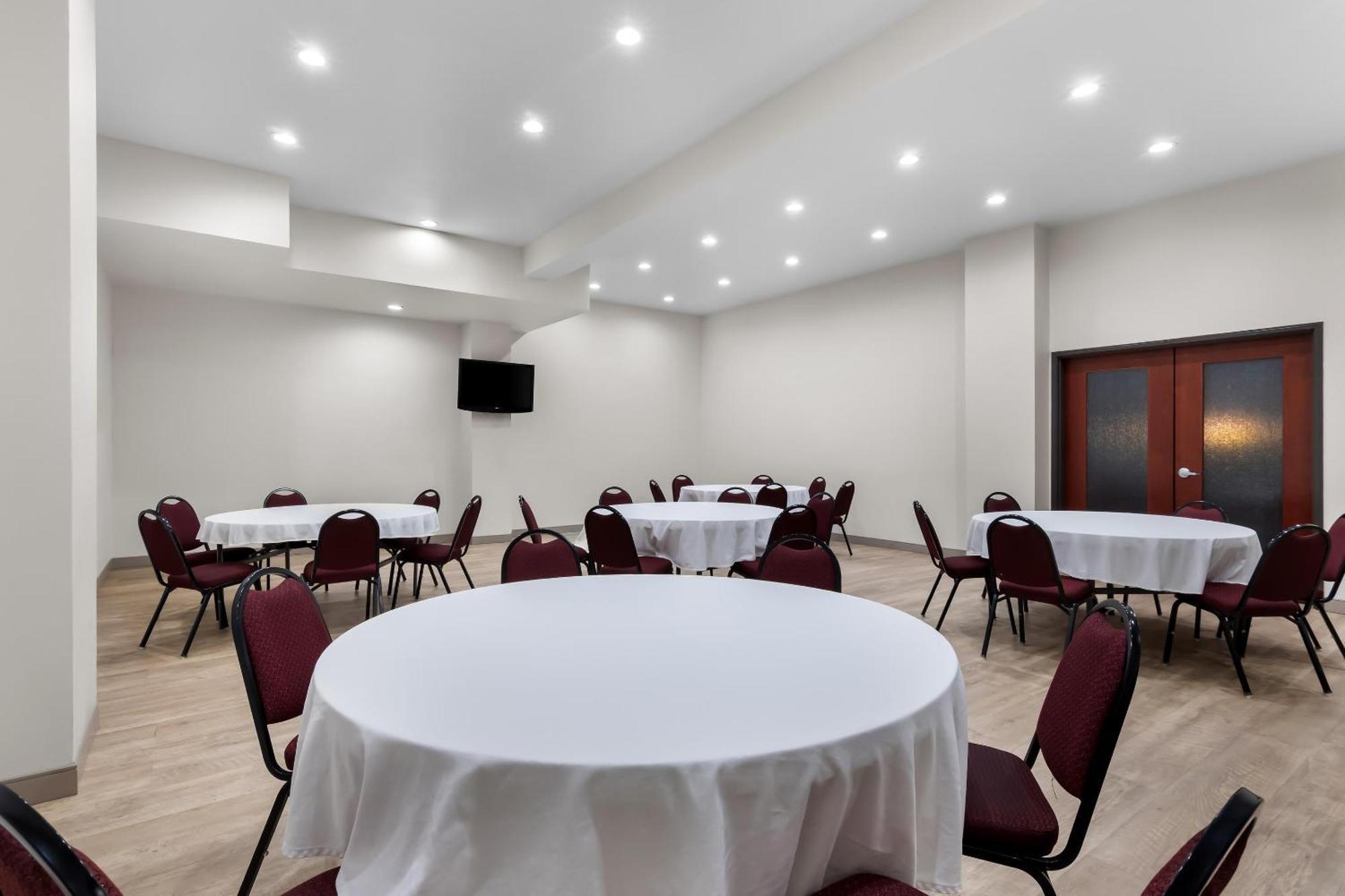 Comfort Suites Yukon - Sw Oklahoma City Ngoại thất bức ảnh