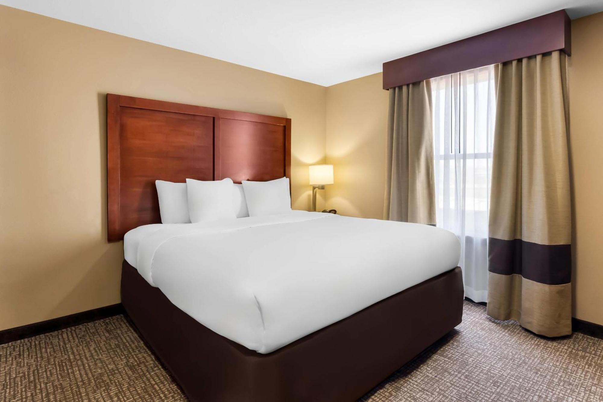 Comfort Suites Yukon - Sw Oklahoma City Ngoại thất bức ảnh